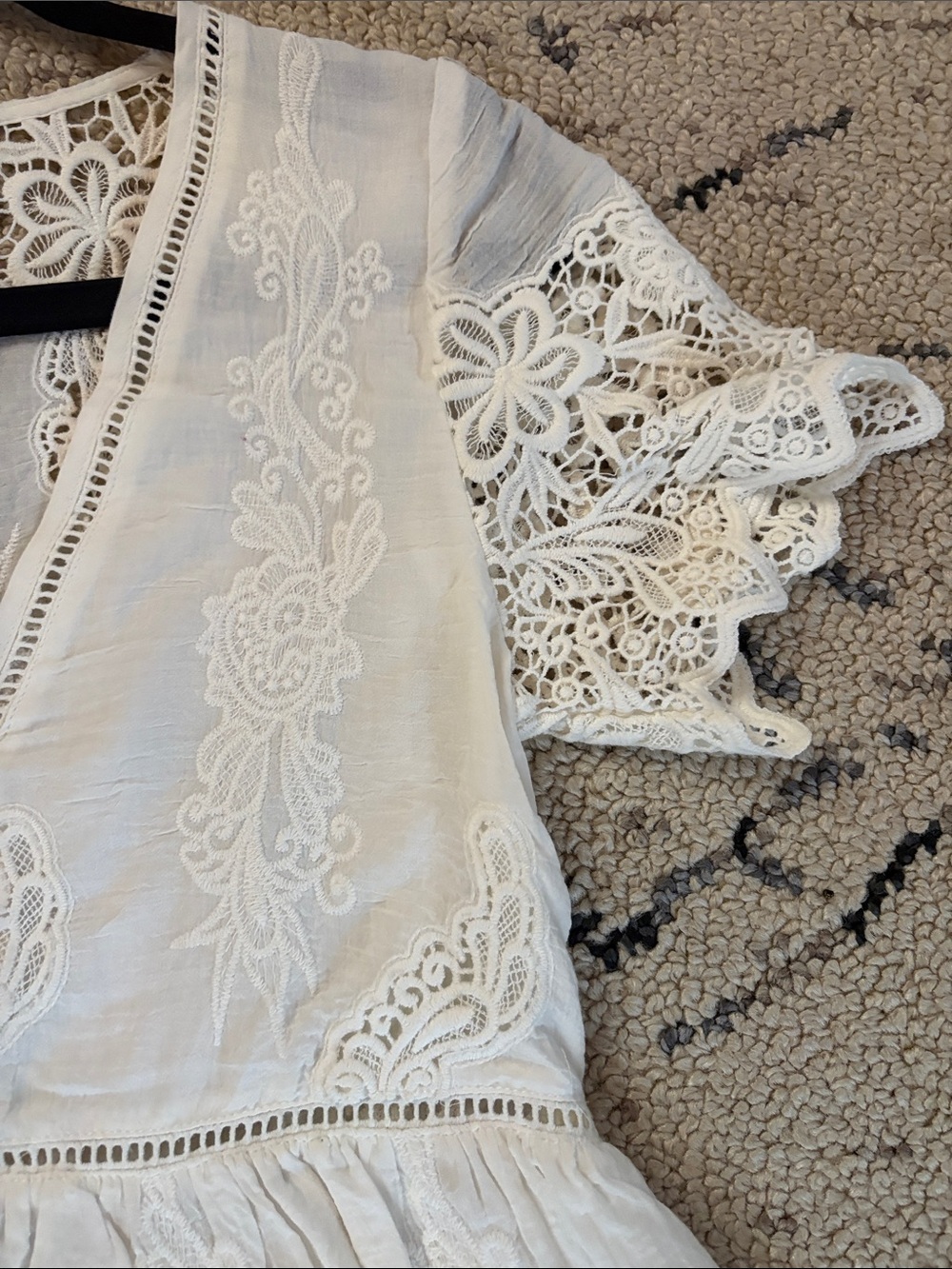 RARE Spell & The Gypsy "Magnolia Mini Dress" in White Sz small - Picture 5 of 6